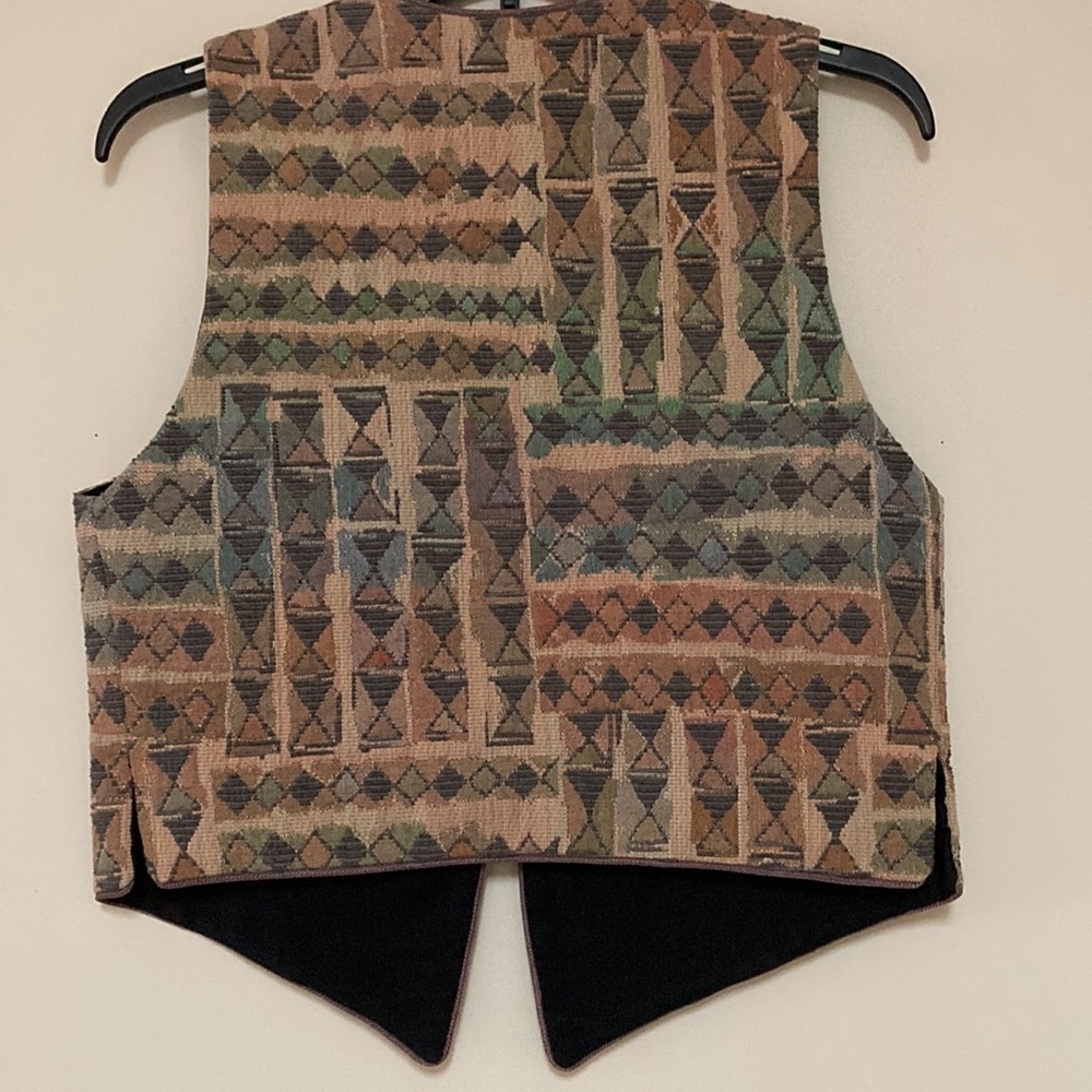 L. O’Neill Design Quilted-look Vest - Picture 8 of 9